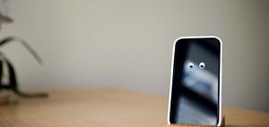 KI_Chatbots_auf_Smartphone