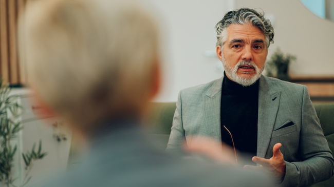 Würdezentrierte Gespräche statt Exit-Interview im Offboarding