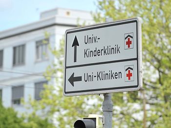 Krankenhaus_Wegweiser_UniKlinik_Kinderklinik