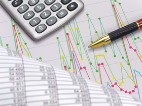 Finanzen mit Chart, Zahlentabelle und Taschenrechner