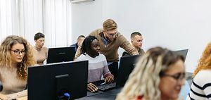 Sozialversicherungspflicht von Lehrkräften wird verschoben