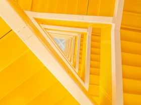 Leistung positiv Treppe gelb