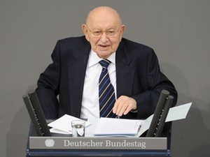 Rhetorikvorbild für Trainer: Marcel Reich-Ranicki ausgezeichnet