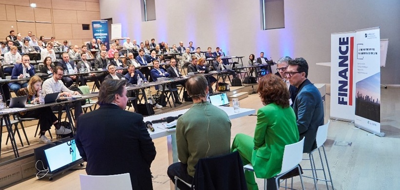 Markus Dentz, Chefredakteur des FINANCE Magazins