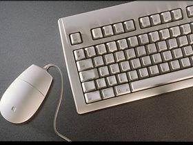 Maus_mit_Computer