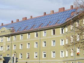 Mehrfamilienhaus Solarstrom Photovoltaik Solardach