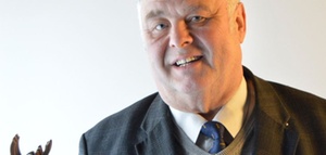 Teambuilding: Mitarbeiter helfen Minenopfern 