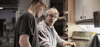 Meister und Auszubildender