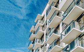Microliving Fassade Apartment-Haus