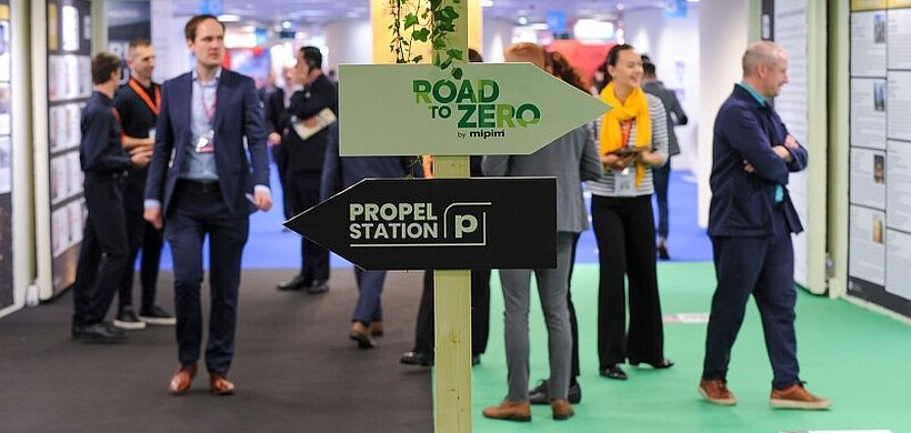 Mipim 2023 Road to Zero Schild