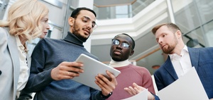 Menschen mit Migrationshintergrund in Bundesverwaltung