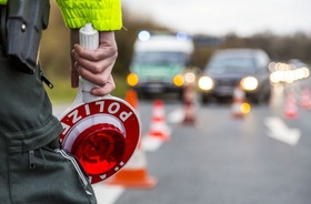 Verkehrskontrolle durch die Polizei, Deutschland, Europa