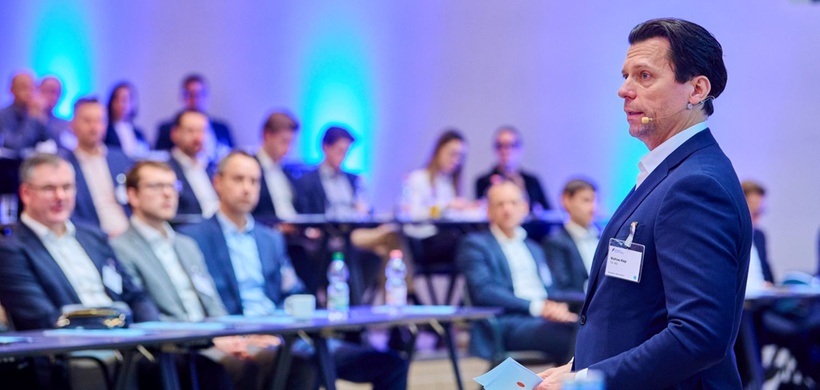 Mathias Kiep stellt die Neuausrichtung des Finance-Bereichs von TUI vor