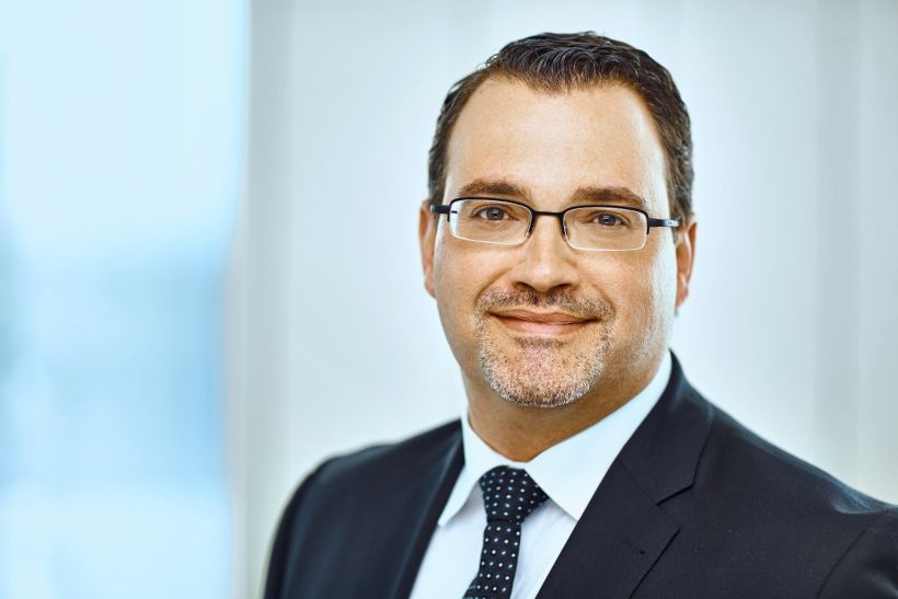 4,221 Millionen: Oliver Burkhard, Thyssenkrupp