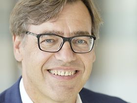 Oliver Sonntag, Geschäftsführer Personal, L'Oréal
