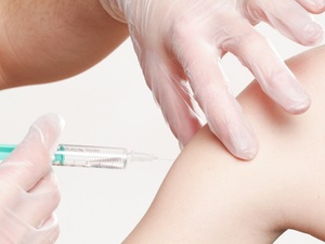 Auslandsentsendung: Impfung ist regelmäßig steuerfrei