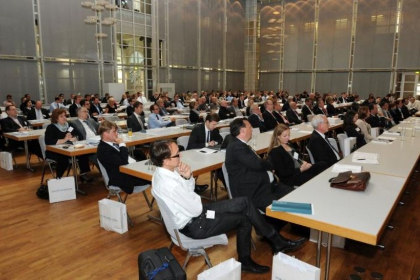 Rund 250 Teilnehmer verfolgten die Vorträge des Stuttgarter Controller-Forums 2013