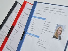 Post-Bewerbung Lebenslauf mit Bewerberfoto