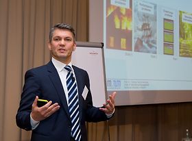Prof. Dr. Thomas Hutzschenreuter