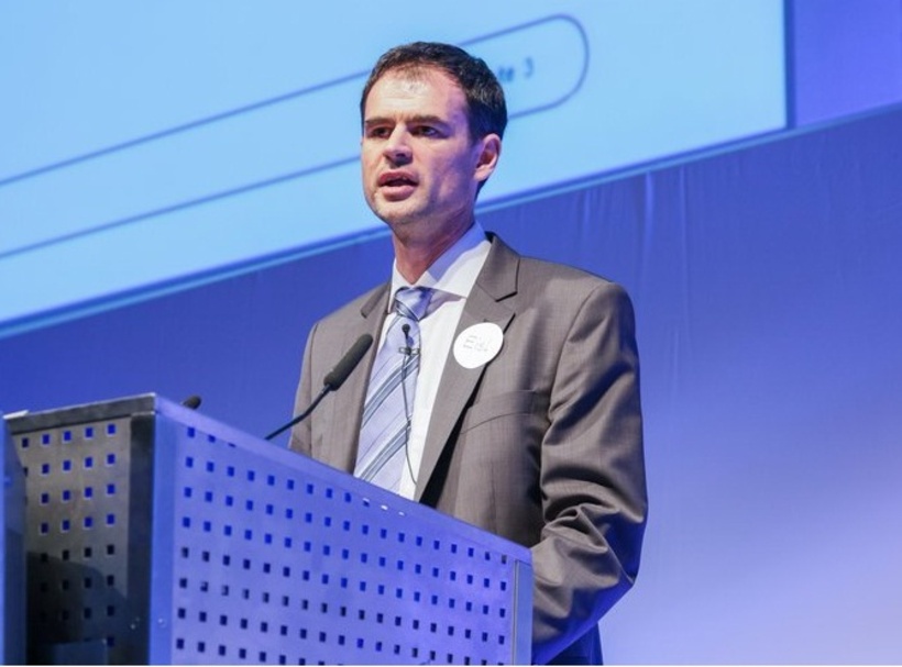 Prof. (FH) Dr. Christoph Eisl