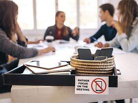 Rather focus on the meeting_digital detox