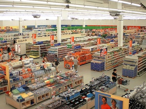 Transaktion: Invesco kauft SB-Warenhaus in Falkensee