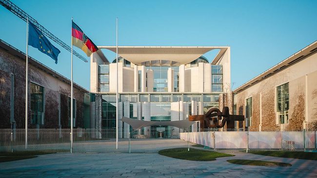 Regierung_Bundeskanzleramt_Regierungsviertel_Berlin