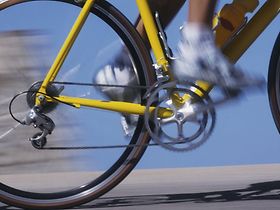 Rennradfahrer, Detail Beine, Bewegung