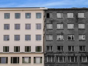 Renovierung Mehrfamilienhaus Wohngebäude alt neu Sanierung