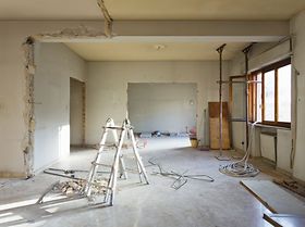 Renovierung Wohnung Haus Leiter Kernsanierung