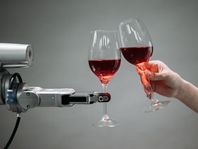 Roboter anstoßen KI ChatGPT