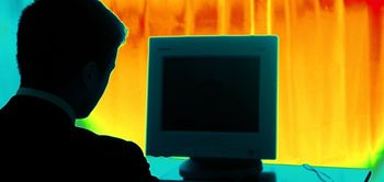 Schatten vor Monitor