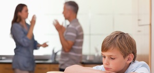 Bei Elternkonflikt: Erziehungshilfe statt Umgangsrechtskürzung 