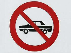 Schild Autoverbot