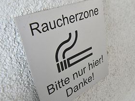 Schild Raucherzone