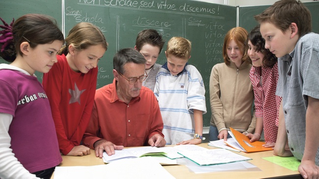 Ausgaben für Pensionen steigen: Mehr Pensionärinnen und Pensionäre bei Ländern und Kommunen