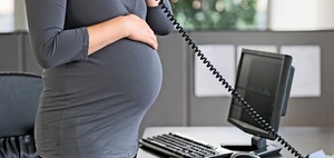 JAE: Versicherungsfreiheit auch bei Schwangerschaft?