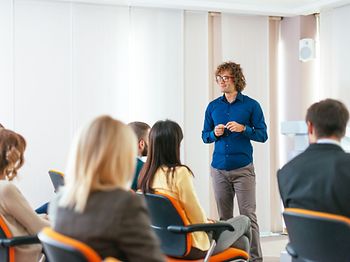 Seminar mit Dozenten
