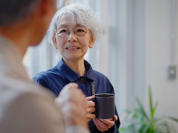 Senior Geschäftsfrau