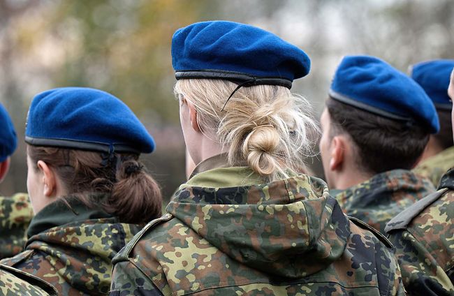 4,6 Miliarden Euro Auftragsvolumen: Bundeswehr: Serielles Bauen als Blaupause
