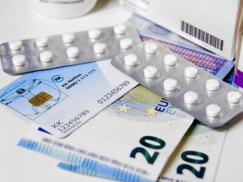 Sozialbeitraege_Krankenkasse_Medikamente