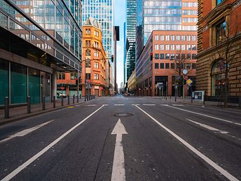 stadtstrasse_finanzviertel_leer