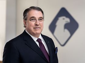 Stefan Knoll, Deutsche Familienversicherung