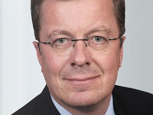 Steffen Wurst ist Head of Human Resources bei SR Technics