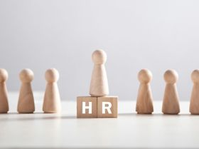 Steinmännchen auf HR-Stein: Für Personalien