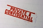 Stempelaufschrift "private and confidential"