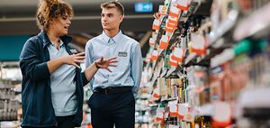 Supermarkt Manager schult