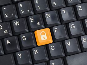 Tastatur mit Schloss-Taste, Datensicherung