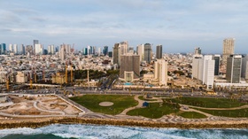 Tel Aviv Stadtansicht Meer Strand Baustellen