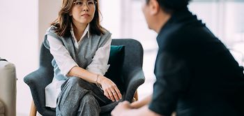 Therapie mit zwei Menschen